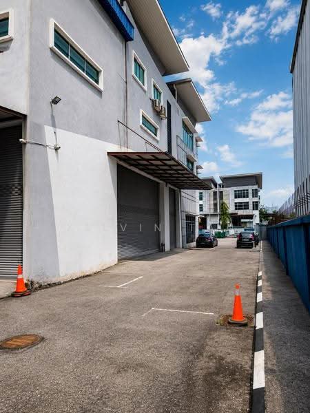 Semi-D Factory for Sale in Sungai Buloh (Selangor) - Kelvin Tan - Exterior - PropertyGuru.com.my