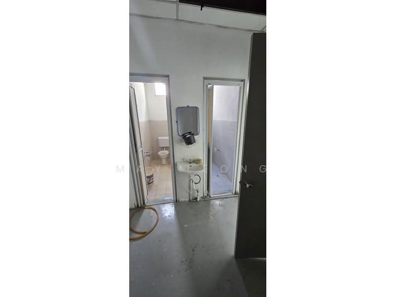 Shop / Office untuk Disewa di Austin (Johor Bahru) - May Leong - Bathroom - PropertyGuru.com.my