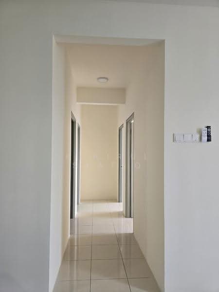 Pangsapuri untuk Disewa di Melodi Perdana - Khairul Syafiq - Corridor - PropertyGuru.com.my