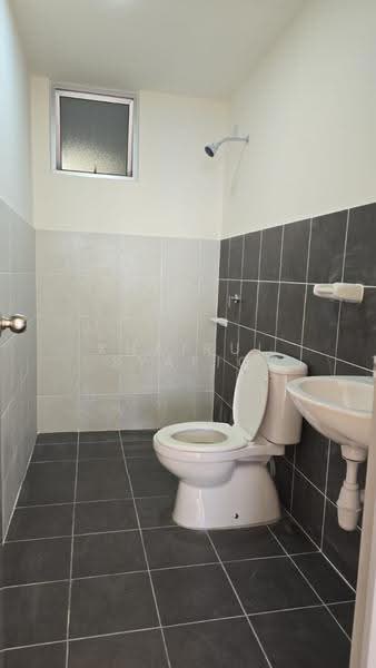 Pangsapuri untuk Disewa di Melodi Perdana - Khairul Syafiq - Bathroom - PropertyGuru.com.my