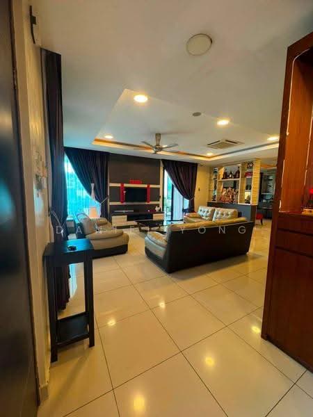Rumah Kluster untuk Dijual di Taman Mutiara Rini (Skudai) - Daniel Yong - Living Room - PropertyGuru.com.my