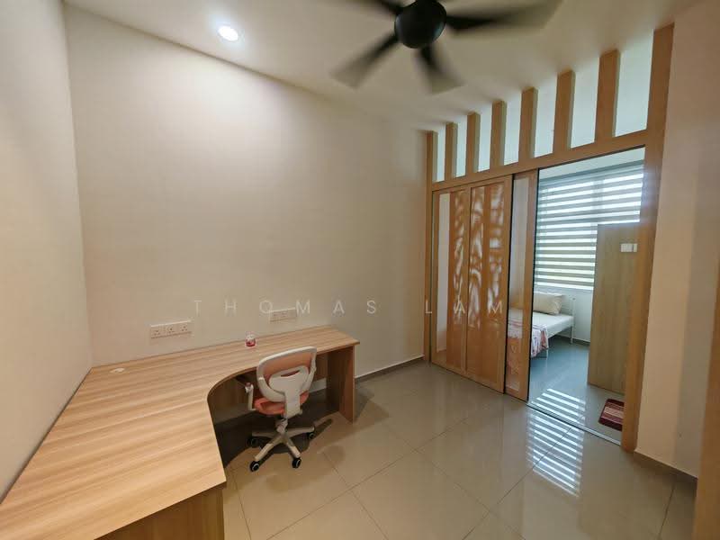 Rumah Teres untuk Dijual di Klebang (Melaka) - Thomas Lam - Study - PropertyGuru.com.my