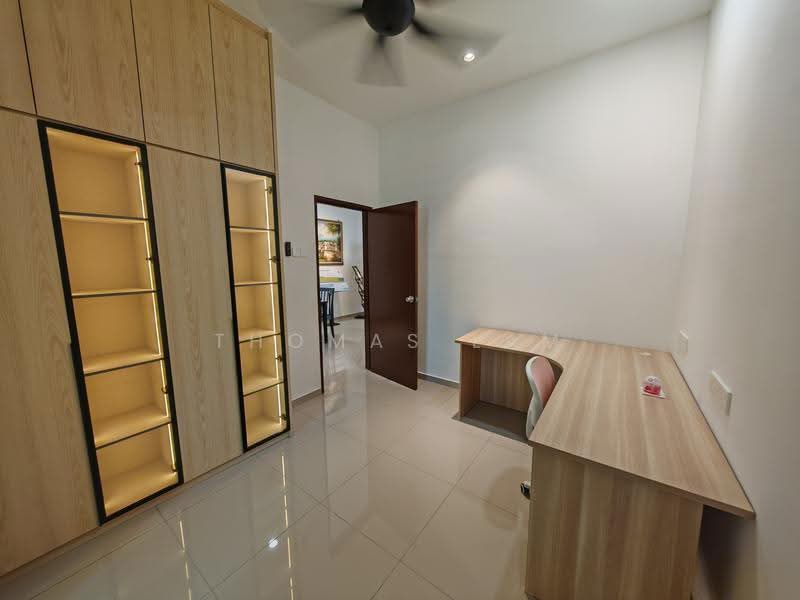 Rumah Teres untuk Dijual di Klebang (Melaka) - Thomas Lam - Study - PropertyGuru.com.my