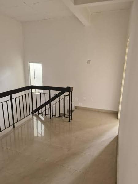 Rumah Teres 2-Tingkat untuk Dijual di Taman Aman Putra (Puchong) - Michael Chan - Interior - PropertyGuru.com.my