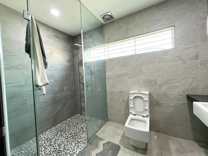 Terraced House for Sale in Ampang (Selangor) - Hei Kar Jun - Bathroom - PropertyGuru.com.my