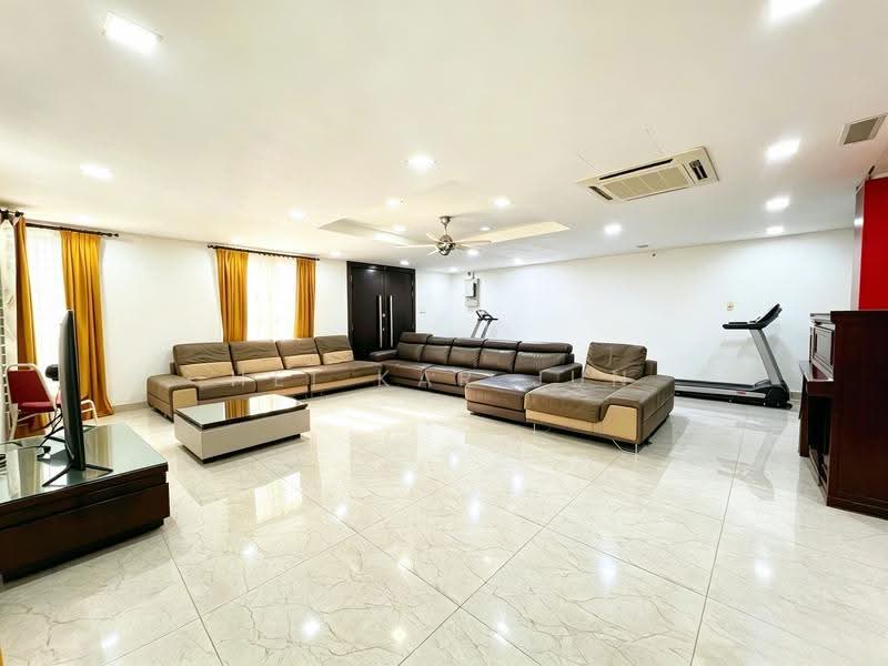 Terraced House for Sale in Ampang (Selangor) - Hei Kar Jun - Living Room - PropertyGuru.com.my