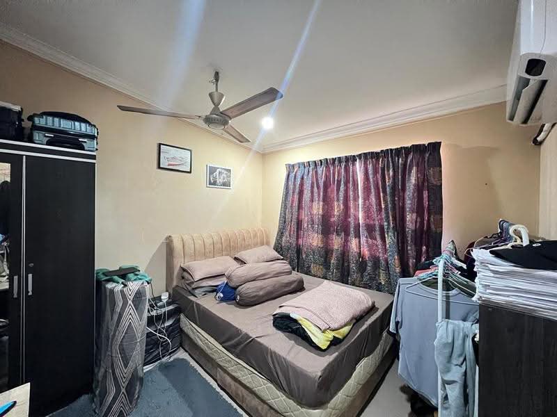 1-storey Terraced House for Sale in Kuantan (Pahang) - Izzat Azman - Bedroom - PropertyGuru.com.my