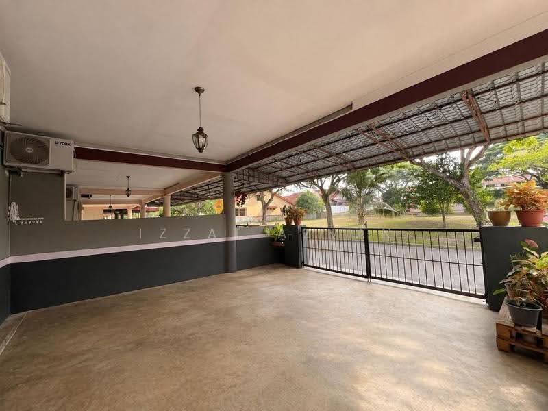 1-storey Terraced House for Sale in Kuantan (Pahang) - Izzat Azman - Exterior - PropertyGuru.com.my