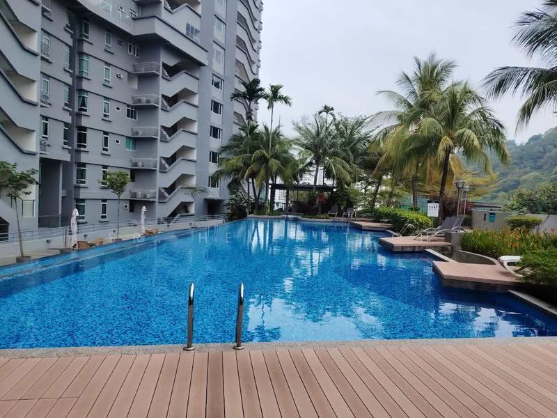 Condominium for Rent at 10 Island Resort - Sr. Helen Teoh - Swimming Pool - PropertyGuru.com.my