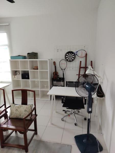 Condominium for Rent at 10 Island Resort - Sr. Helen Teoh - Study Room - PropertyGuru.com.my