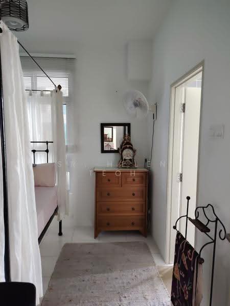 Condominium for Rent at 10 Island Resort - Sr. Helen Teoh - Master Bedroom - PropertyGuru.com.my