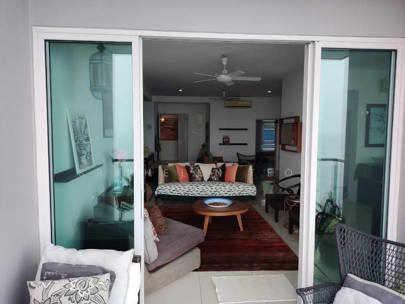 Condominium for Rent at 10 Island Resort - Sr. Helen Teoh - Living Room - PropertyGuru.com.my