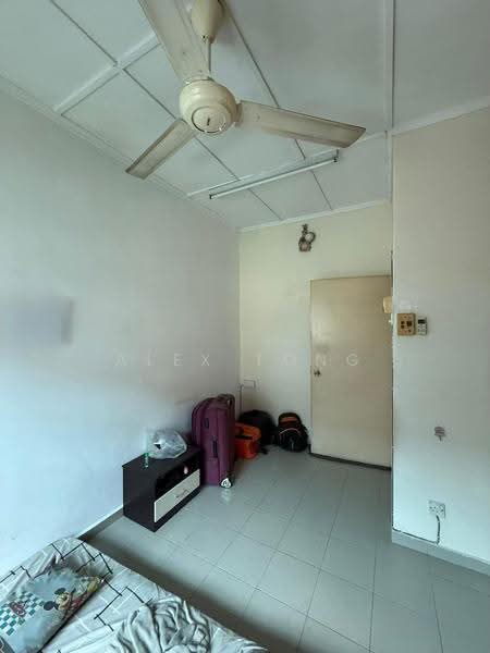 2-storey Terraced House for Sale in Taman Sungai Besi Indah (Seri Kembangan) - Alex Tong - PropertyGuru.com.my
