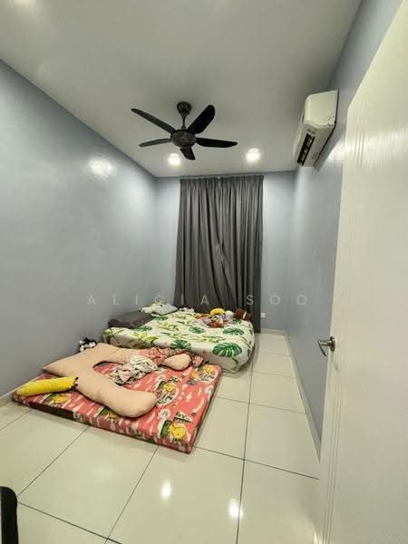 Kediaman Servis untuk Dijual di Suria Putra - Alicia Soo - Bedroom - PropertyGuru.com.my