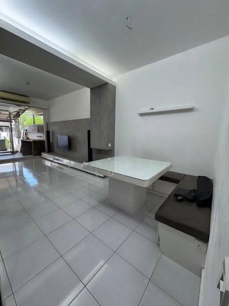 2-storey Terraced House for Sale in Setia Tropika (Johor Bahru) - Guang Jun Loh - Living Room - PropertyGuru.com.my