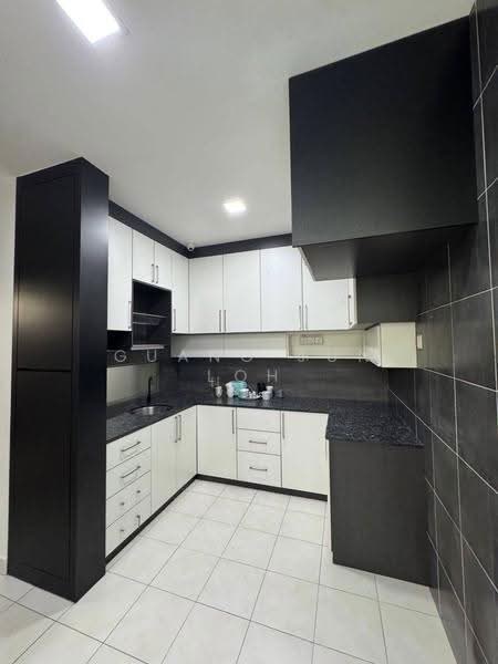 2-storey Terraced House for Sale in Setia Tropika (Johor Bahru) - Guang Jun Loh - Kitchen - PropertyGuru.com.my