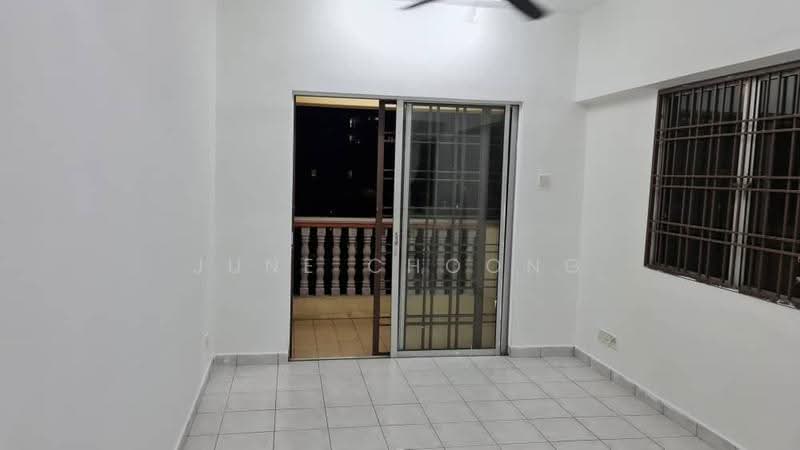 Apartment for Sale at Pangsapuri Sri Cempaka - June Choong - Balcony - PropertyGuru.com.my