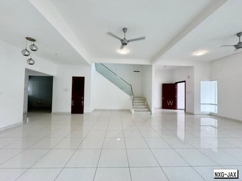 Semi-Detached House for Sale in Ambang Botanic (Klang) - Jennie Chew - Living Room - PropertyGuru.com.my