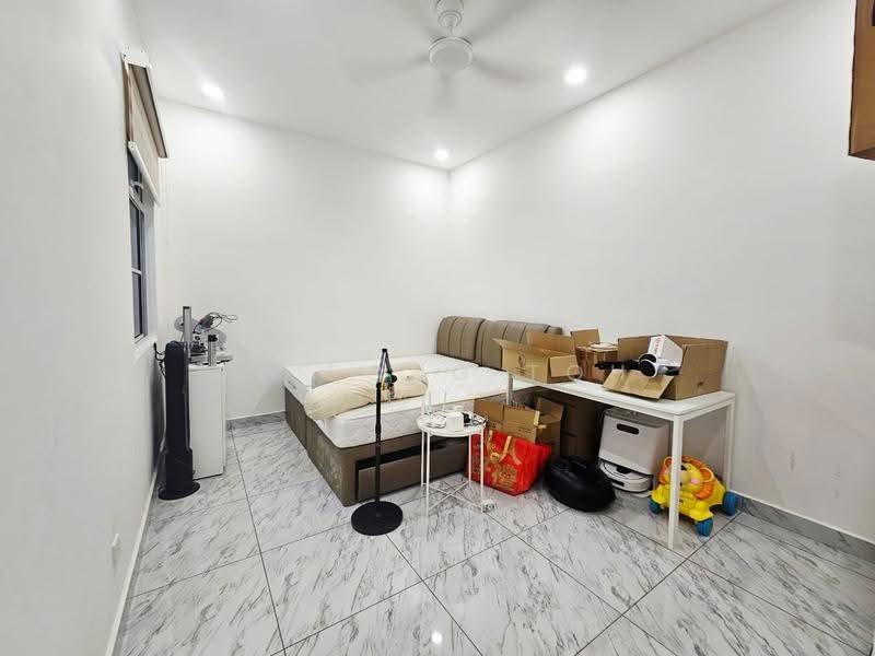 Cluster House for Sale in Taman Ekoflora (Johor Bahru) - Ee Fong Toh - Bedroom - PropertyGuru.com.my
