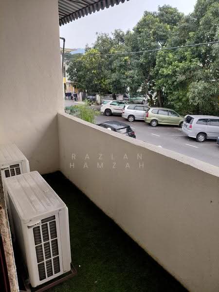 2-storey Terraced House for Sale in Taman Selasih 1 (Batu Caves) - Razlan Hamzah - Balcony - PropertyGuru.com.my