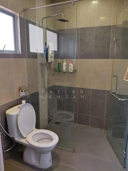 2-storey Terraced House for Sale in Taman Selasih 1 (Batu Caves) - Razlan Hamzah - Bathroom - PropertyGuru.com.my