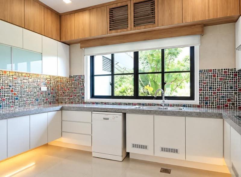 Bungalow House untuk Dijual di Ledang Heights (Iskandar Puteri (Nusajaya)) - Benson NEC - Kitchen - PropertyGuru.com.my