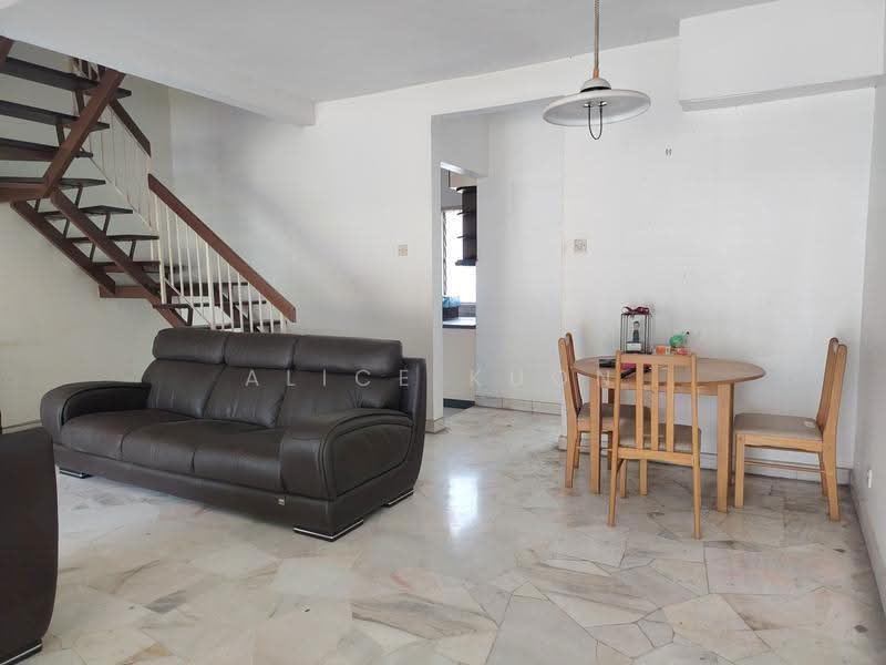 Rumah Teres 2-Tingkat untuk Dijual di Usj 2 (Subang Jaya) - Alice Kuon - Living Room - PropertyGuru.com.my