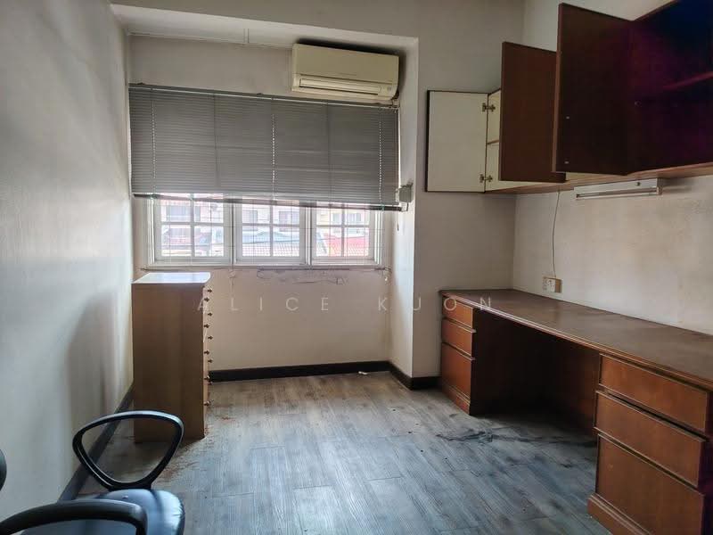 Rumah Teres 2-Tingkat untuk Dijual di Usj 2 (Subang Jaya) - Alice Kuon - Study - PropertyGuru.com.my