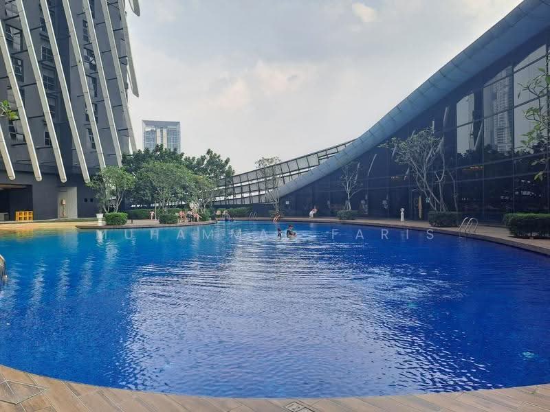 Kediaman Servis untuk Dijual di Arte Mont Kiara - Muhammad Faris - Pool - PropertyGuru.com.my