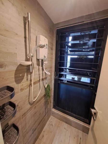 Kediaman Servis untuk Dijual di Arte Mont Kiara - Muhammad Faris - Bathroom - PropertyGuru.com.my