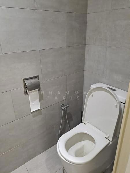 Kediaman Servis untuk Dijual di Arte Mont Kiara - Muhammad Faris - Bathroom - PropertyGuru.com.my