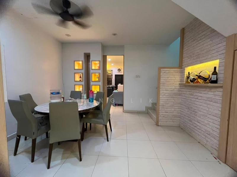 2-storey Terraced House for Sale in Taman Scientex Senai (Senai) - Fong Lik - Dining Room - PropertyGuru.com.my