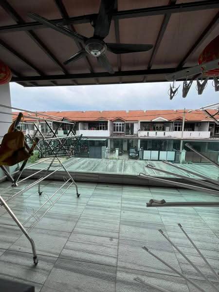 2-storey Terraced House for Sale in Taman Scientex Senai (Senai) - Fong Lik - Balcony - PropertyGuru.com.my