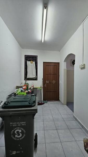 1-storey Terraced House for Sale in Taman Universiti (Skudai) - Melinda Ee - Kitchen - PropertyGuru.com.my