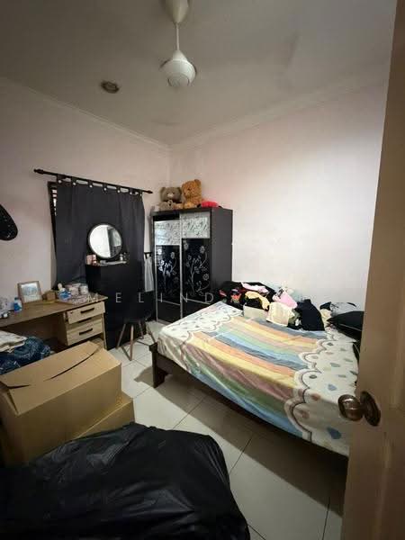 Rumah Teres 1-Tingkat untuk Dijual di Taman Universiti (Skudai) - Melinda Ee - Bedroom - PropertyGuru.com.my