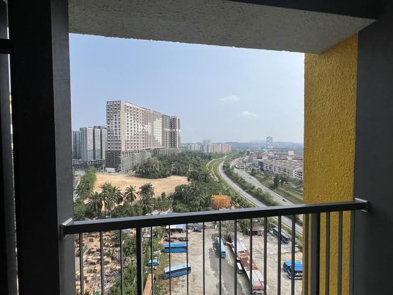 Kediaman Servis untuk Disewa di Parkland Residence - Jaynee Chin - View - PropertyGuru.com.my