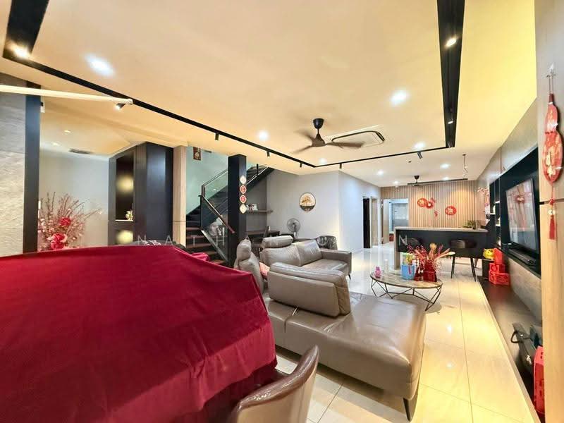 Rumah Teres 2.5-Tingkat untuk Dijual di Taman Sutera Utama (Skudai) - Nathan Chan - Living Room - PropertyGuru.com.my