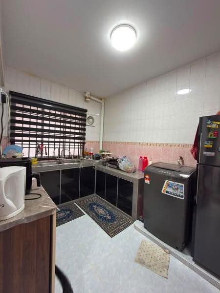 Flat for Sale at Balau - Muhamad Asrul - Kitchen - PropertyGuru.com.my