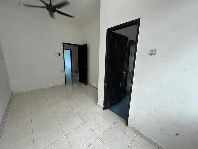 Rumah Teres 2-Tingkat untuk Dijual di Ehsan Jaya (Johor Bahru) - Ee Fong Toh - PropertyGuru.com.my