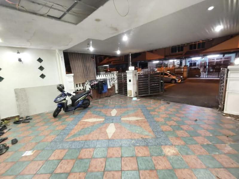Rumah Teres 2-Tingkat untuk Dijual di Taman Pulai Utama (Skudai) - Melinda Ee - Exterior - PropertyGuru.com.my