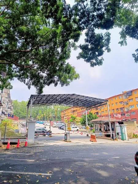 Apartment for Sale at Pangsapuri Putra Permai Selesa - Chin Chee Meng - PropertyGuru.com.my