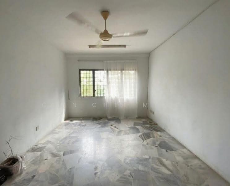Apartment for Sale at Pangsapuri Putra Permai Selesa - Chin Chee Meng - PropertyGuru.com.my
