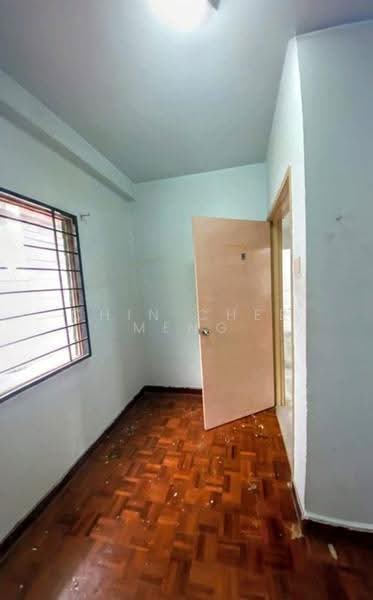 Apartment for Sale at Pangsapuri Putra Permai Selesa - Chin Chee Meng - PropertyGuru.com.my