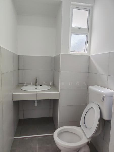 Rumah Teres 2-Tingkat untuk Dijual di Usj 1 (Subang Jaya) - Alice Kuon - Bathroom - PropertyGuru.com.my