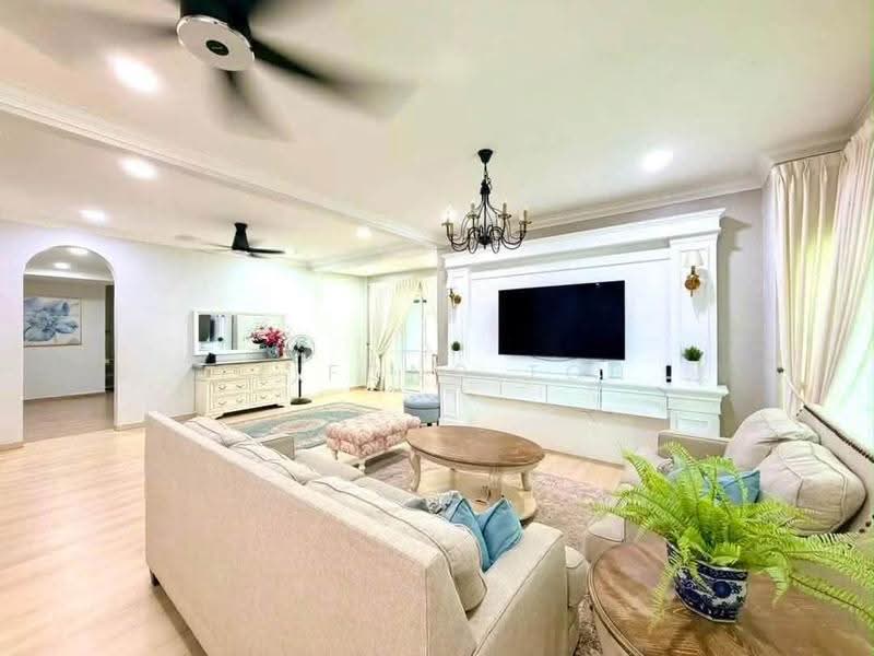 2-storey Terraced House for Sale in Mutiara Rini (Skudai) - Ee Fong Toh - Living Room - PropertyGuru.com.my