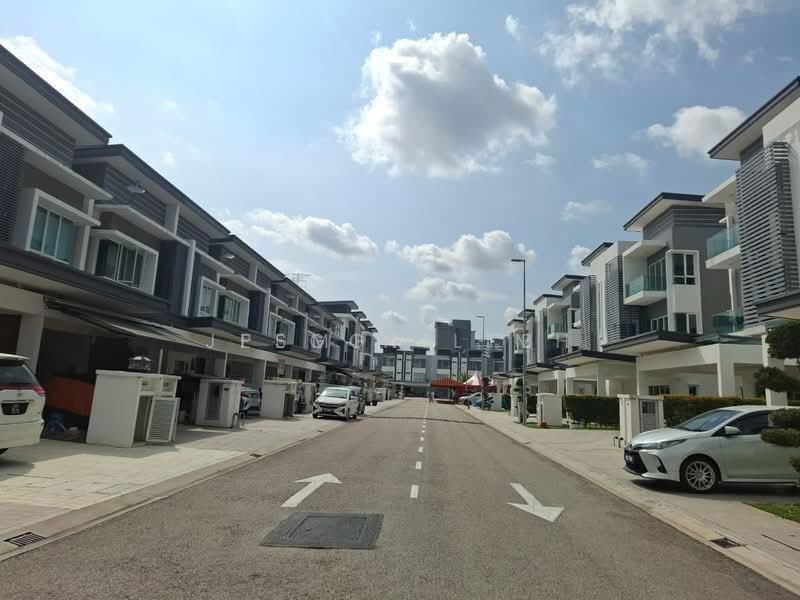 Semi-Detached House for Sale in Klang (Selangor) - Peggy Lim - Exterior - PropertyGuru.com.my