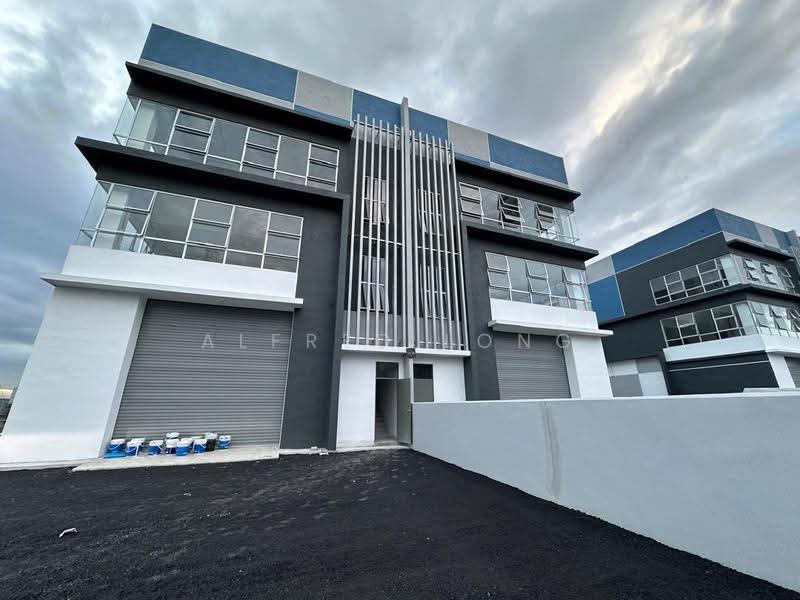 Semi-D Factory for Sale in Seri Kembangan (Selangor) - Alfred Long - Exterior - PropertyGuru.com.my