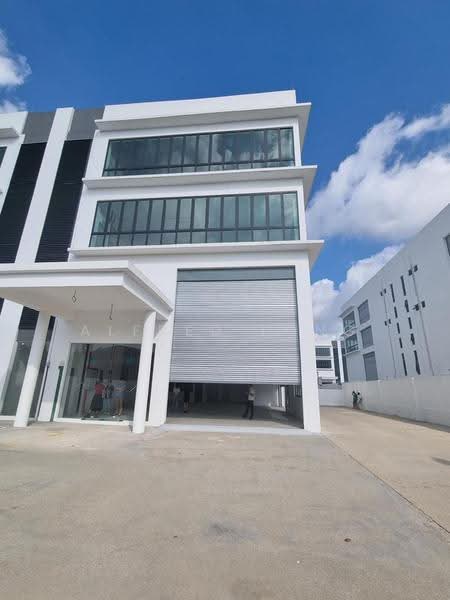 Semi-D Factory for Sale in Seri Kembangan (Selangor) - Alfred Long - Exterior - PropertyGuru.com.my