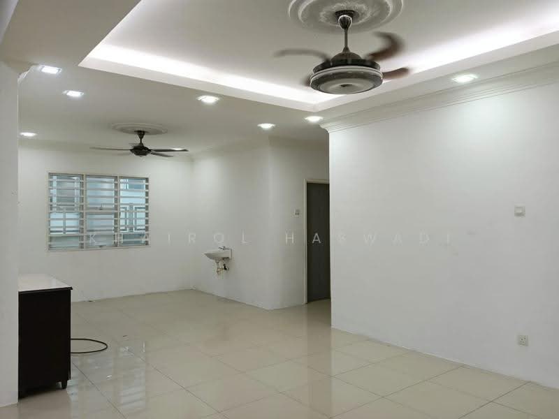 Bungalow House for Sale in Bandar Aman Jaya (Sungai Petani) - Khairol Haswadi - Living Room - PropertyGuru.com.my