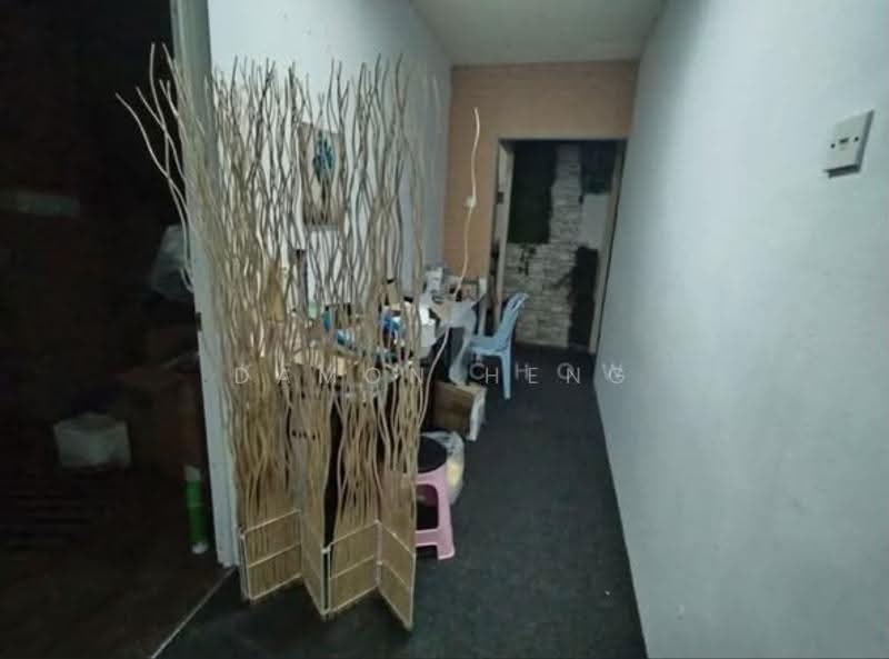 Shop / Office for Rent in Sri Petaling (Kuala Lumpur) - Damon Heng - Corridor - PropertyGuru.com.my